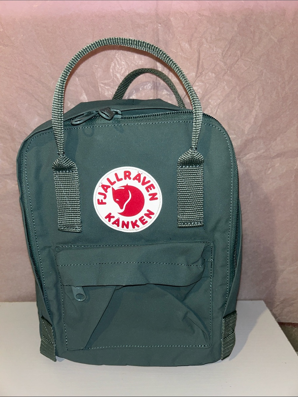 Fjallraven Kånken Mini Backpack in Dark Green